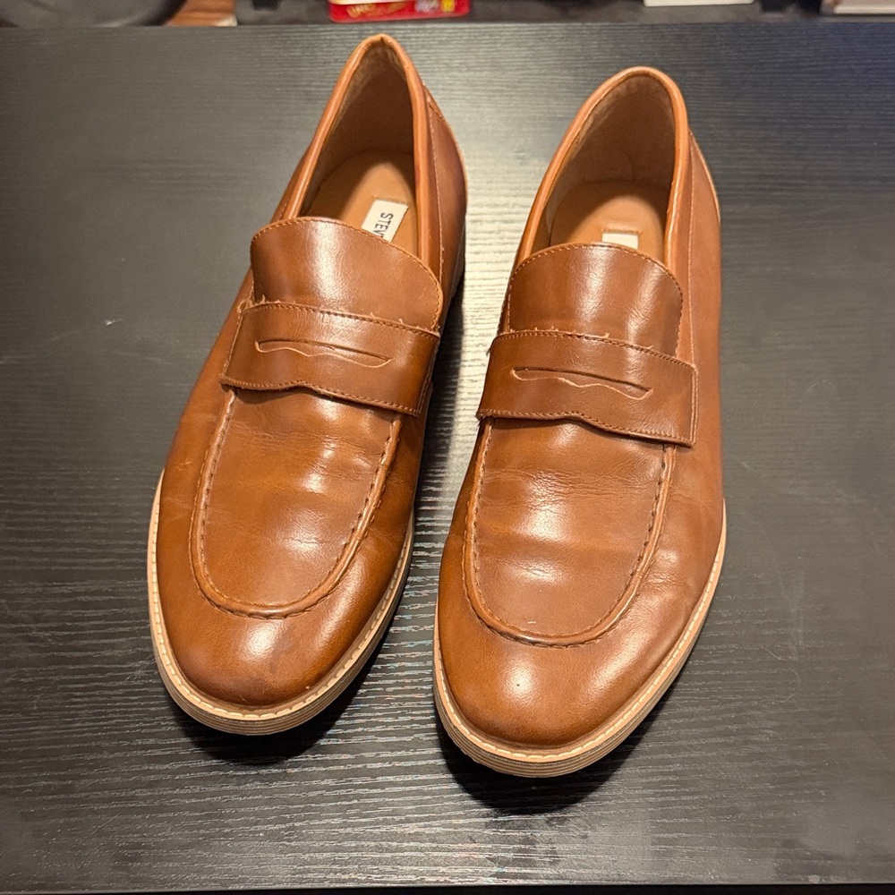 Steve Madden Tan Leather Penny Loafers 10.5